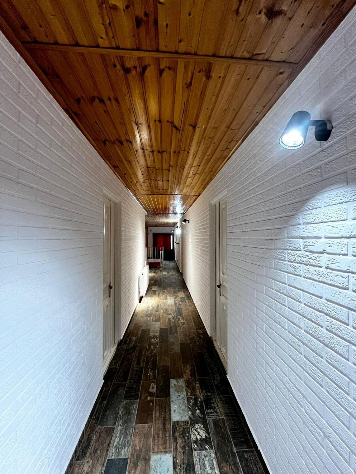 Nino & Irodi'S Guest House Kutaisi Exteriér fotografie